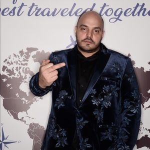 Meet your Posher, Javier